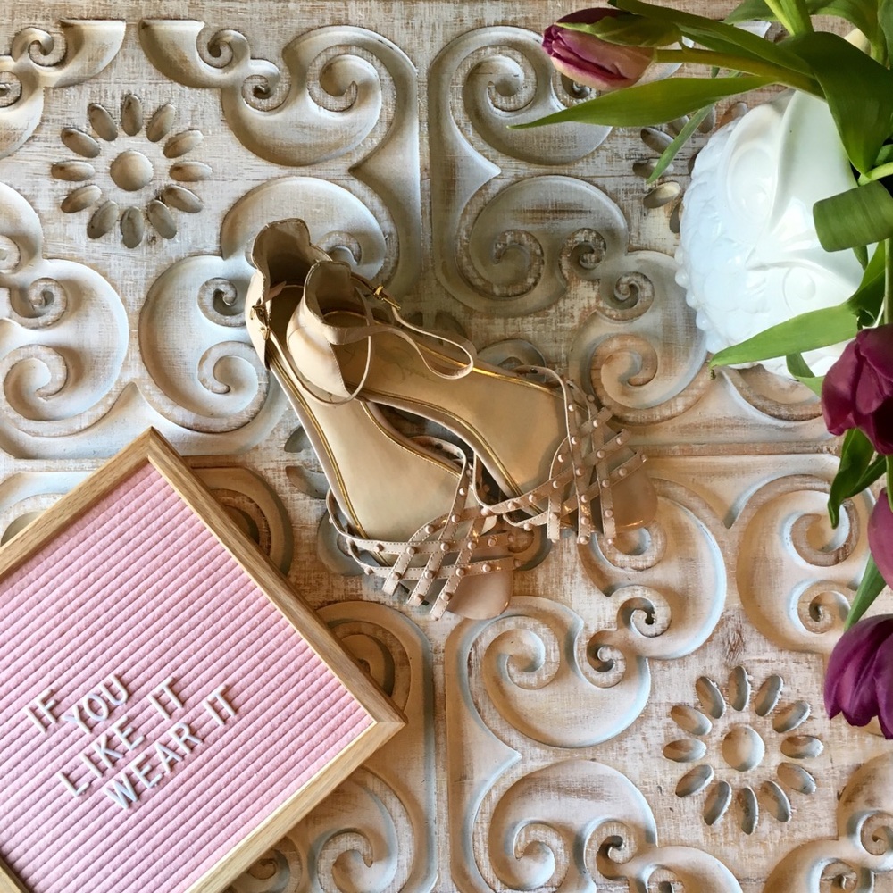 JESSICA SIMPSON NUDE ANKLE STRAP SANDALS